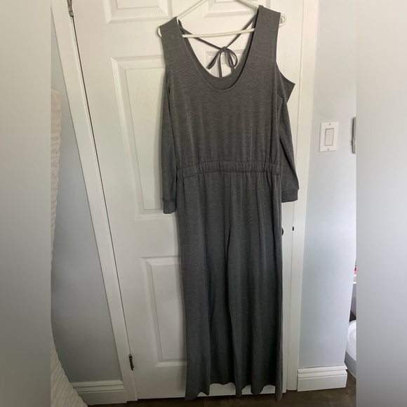 VENUS Women's Dark Grey Jumpsuit Romper One Piece Cold Shoulder (Size Large) - Picture 1 of 6